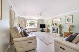 Lounge- click for photo gallery